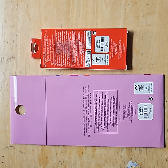 DISNEY TWEEZER AND NAIL FILES - Picture 7 of 9